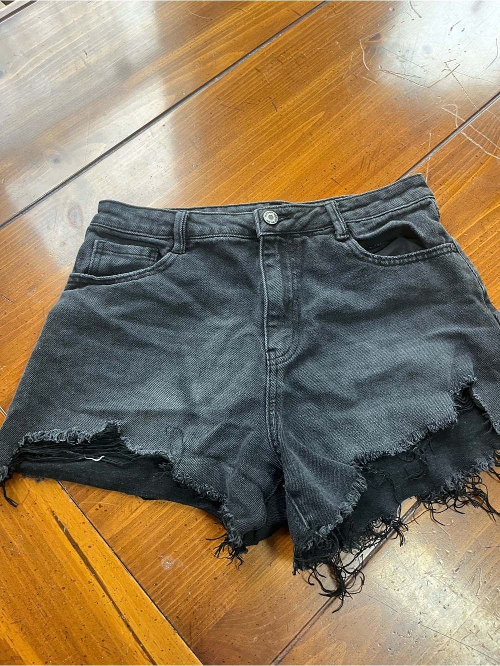 Sincerely Jules Black Distressed High Rise Denim Shorts Cut Offs Size 9 29 EUC